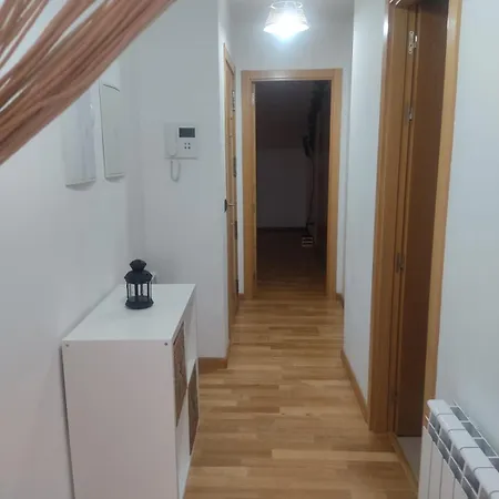 Buhardilla Juderia Apartmán *
